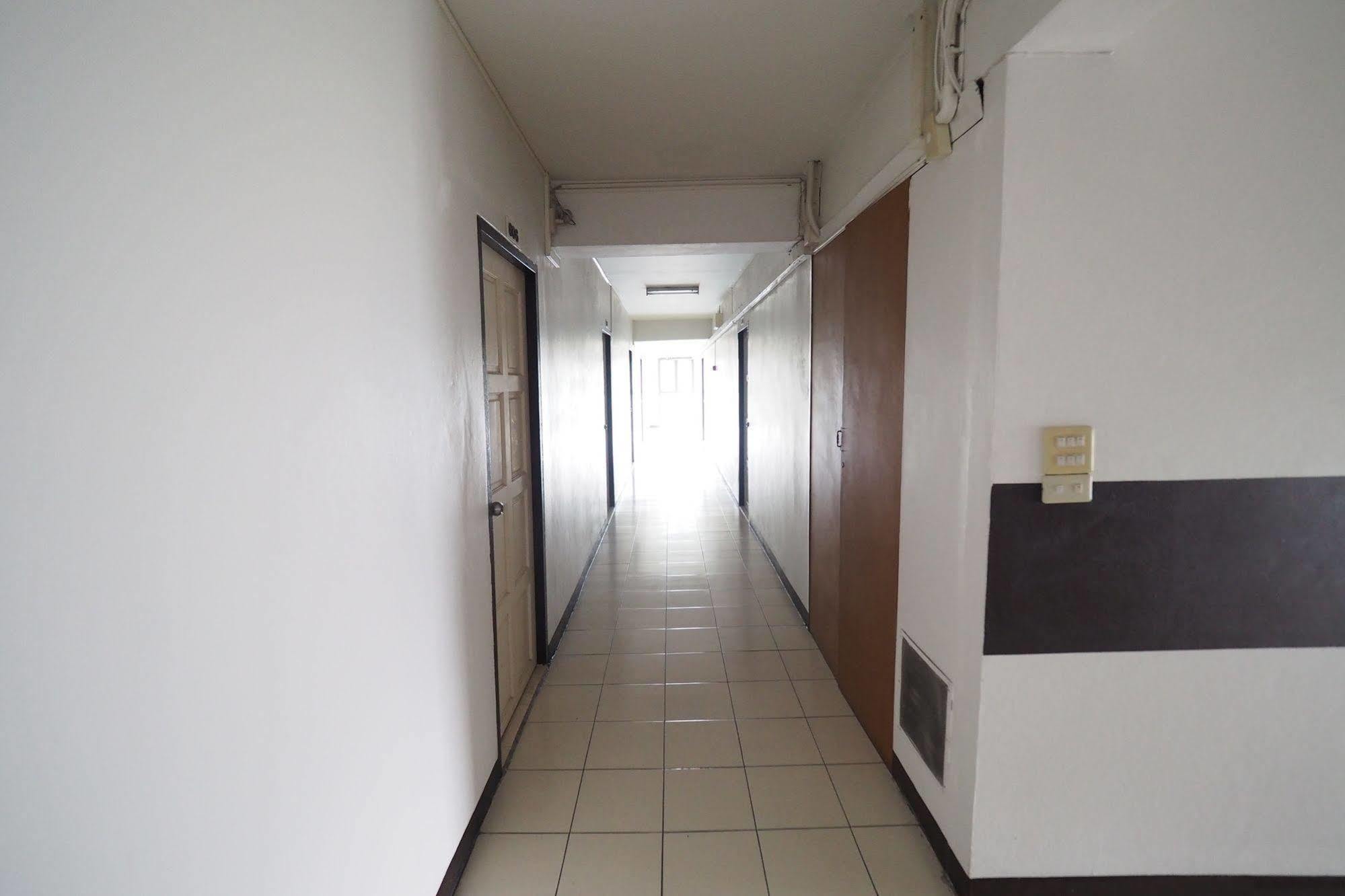 בנגקוק Living Naraa Place מראה חיצוני תמונה